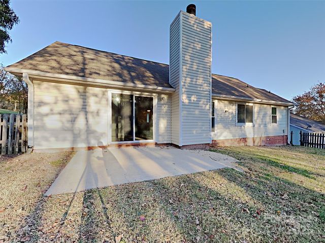 10715 Spruce Mountain Road, Charlotte, NC 28214