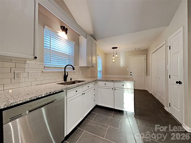 10715 Spruce Mountain Road, Charlotte, NC 28214