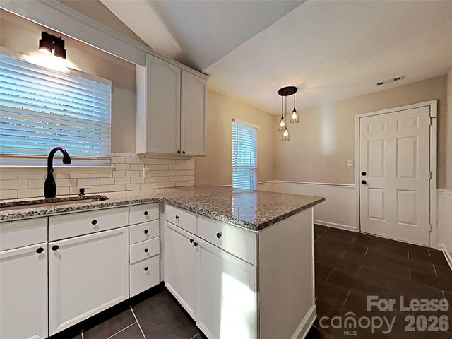 10715 Spruce Mountain Road, Charlotte, NC 28214