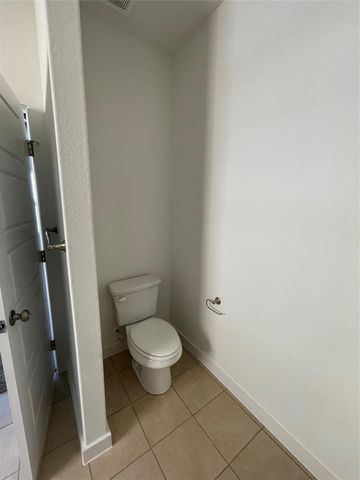 232 Sapphire RD, New Braunfels, TX 78130