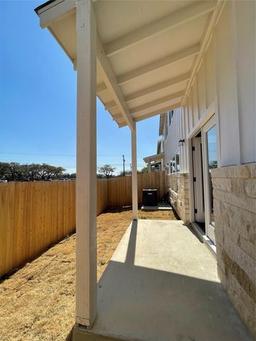 232 Sapphire RD, New Braunfels, TX 78130