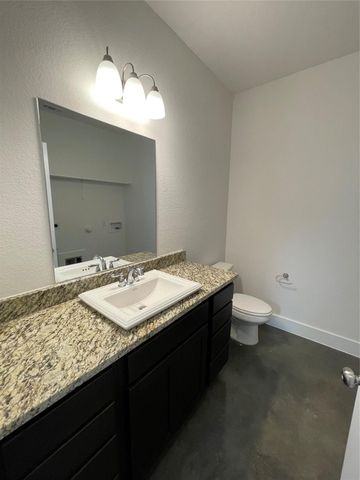 232 Sapphire RD, New Braunfels, TX 78130