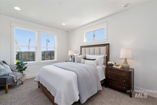 7347 Powell Pl, Eagle, ID 83629