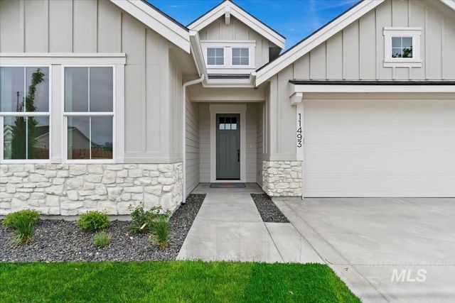 7347 Powell Pl, Eagle, ID 83629