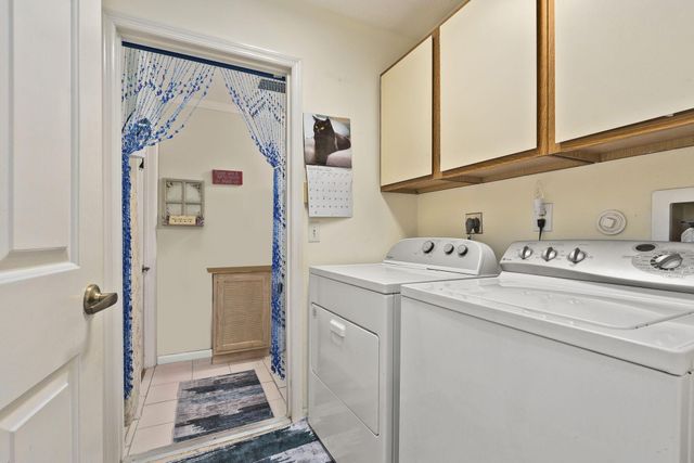 8964 SE Sunfish Place, Hobe Sound, FL 33455