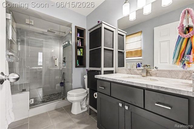 4448 Sunflower Circle, Clarkston, MI 48346