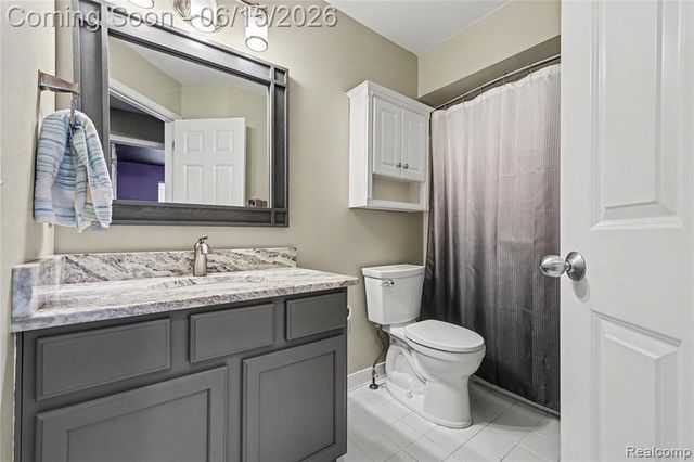 4448 Sunflower Circle, Clarkston, MI 48346