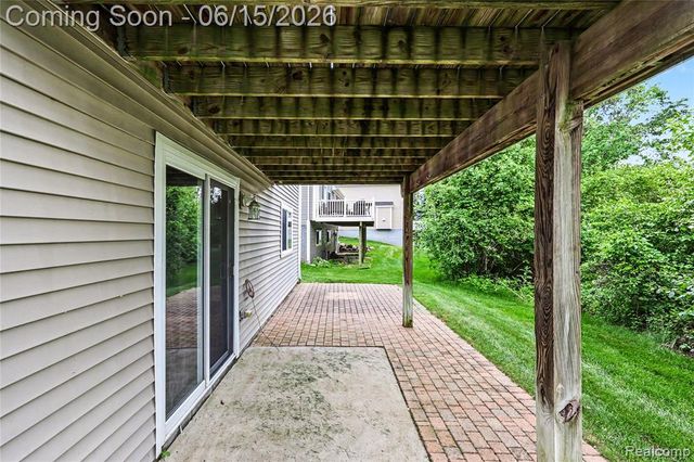 4448 Sunflower Circle, Clarkston, MI 48346