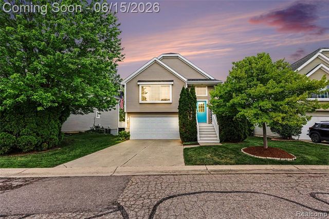 4448 Sunflower Circle, Clarkston, MI 48346