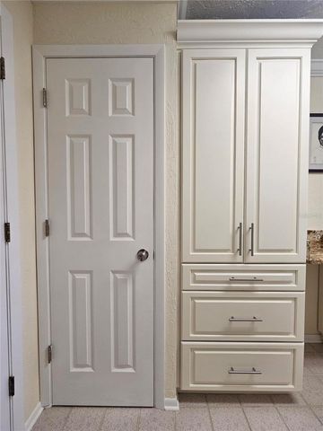 1706 S LAKESIDE COURT, Venice, FL 34293