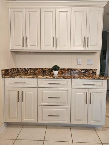 1706 S LAKESIDE COURT, Venice, FL 34293