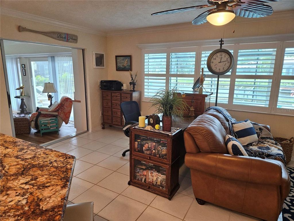 Image 24 of property listing at 1706 S LAKESIDE COURT, Venice, FL 34293