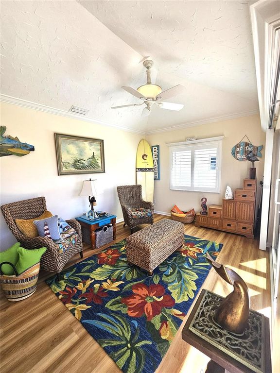 Image 27 of property listing at 1706 S LAKESIDE COURT, Venice, FL 34293