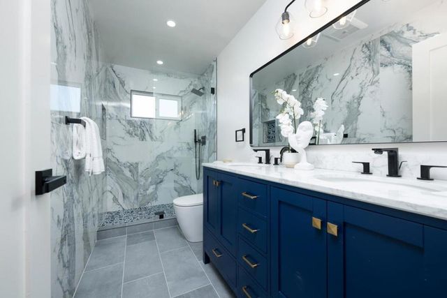 355 Avenue Alhambra, El Granada, CA 94018