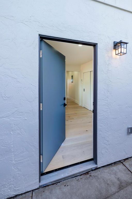 Image 30 of property listing at 355 Avenue Alhambra, El Granada, CA 94018