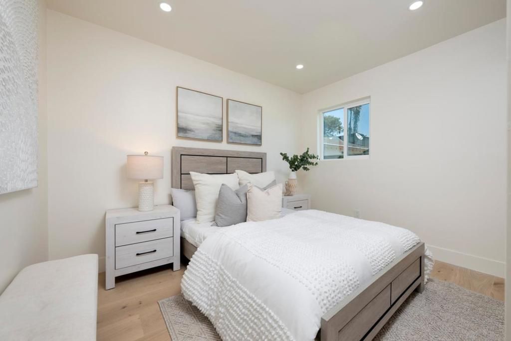 Image 36 of property listing at 355 Avenue Alhambra, El Granada, CA 94018