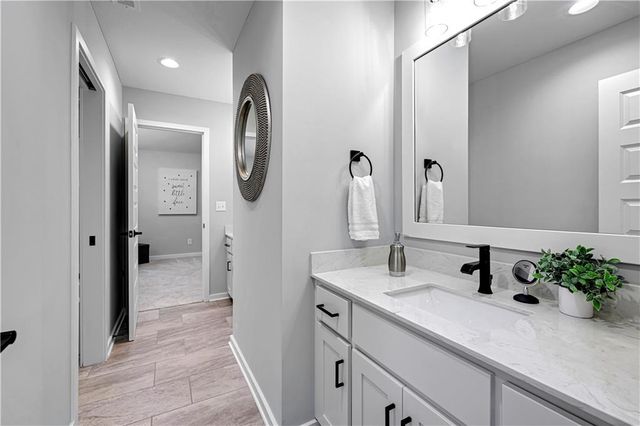17424 Parkhill Street, Overland Park, KS 66221