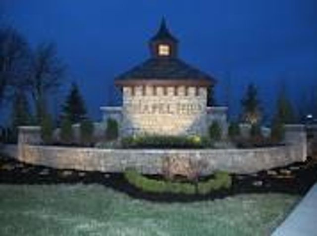 17424 Parkhill Street, Overland Park, KS 66221