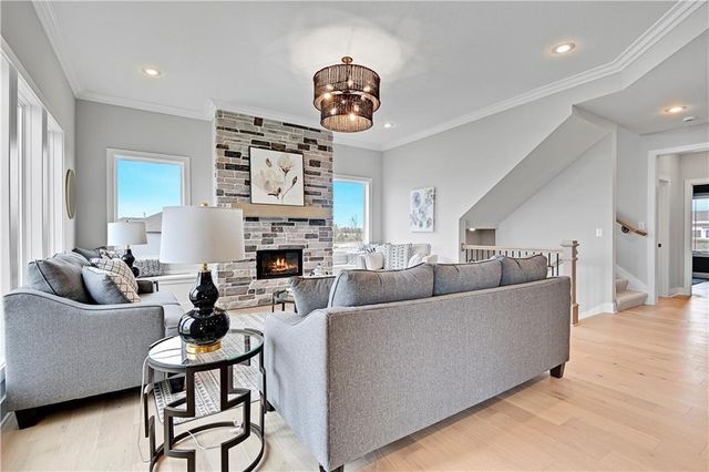 17424 Parkhill Street, Overland Park, KS 66221
