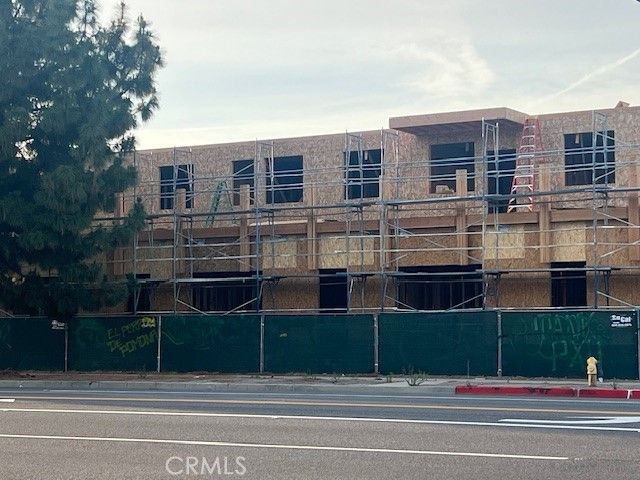 604 E Mission, Pomona, CA 91766