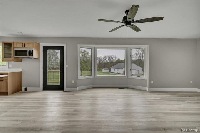 7341 Wood Pointe Drive, Almont Township, MI 48003
