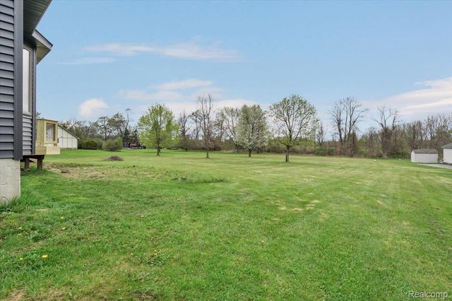 7341 Wood Pointe Drive, Almont Township, MI 48003