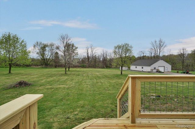 7341 Wood Pointe Drive, Almont Township, MI 48003
