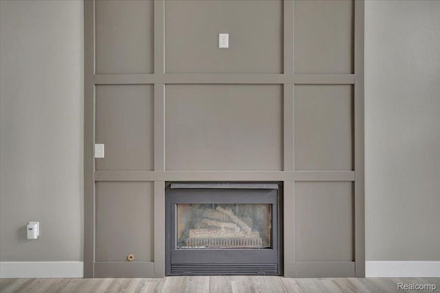 7341 Wood Pointe Drive, Almont Township, MI 48003