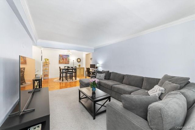 315 King Street 1B, Port Chester, NY 10573
