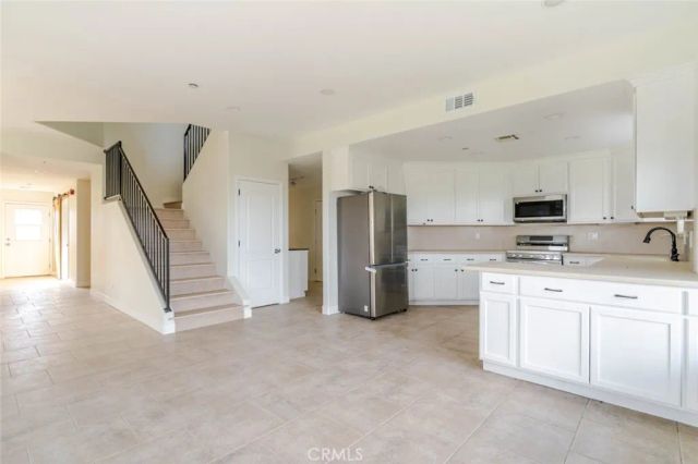2575 Rale Drive, Palmdale, CA 93550