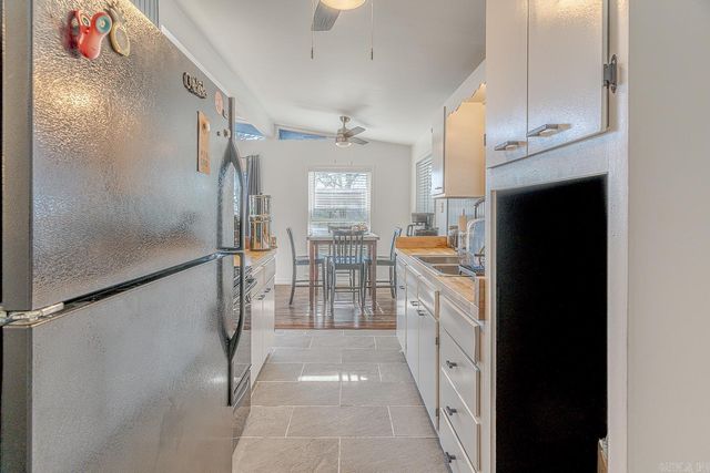 10 Catawba Circle, Cherokee Village, AR 72529