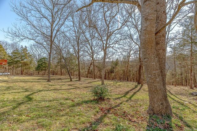 10 Catawba Circle, Cherokee Village, AR 72529