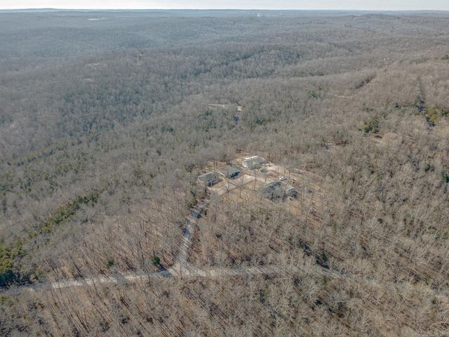 10 Catawba Circle, Cherokee Village, AR 72529