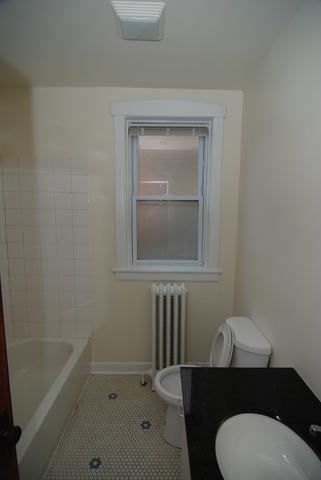 3921 N Linder Avenue 1, Chicago, IL 60641
