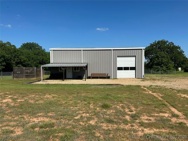 529 Grassy Lake Road, Hendrix, OK 74741