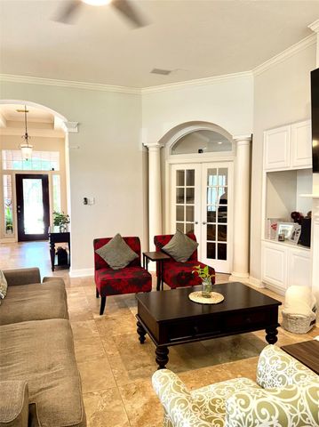 3 Rockledge Drive, The Woodlands, TX 77382