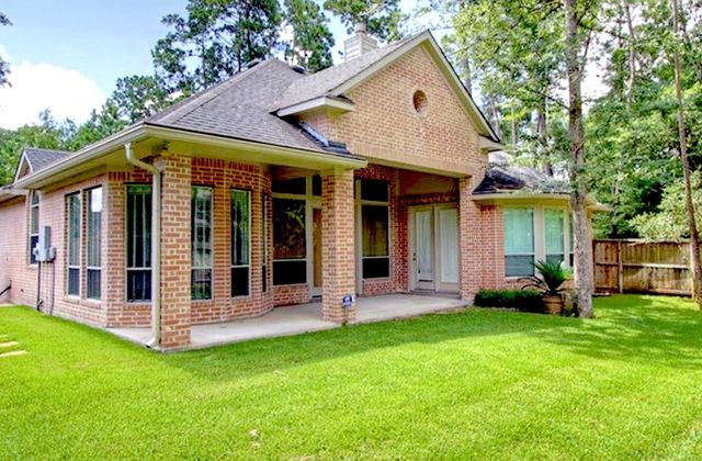 3 Rockledge Drive, The Woodlands, TX 77382