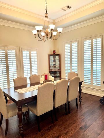 3 Rockledge Drive, The Woodlands, TX 77382