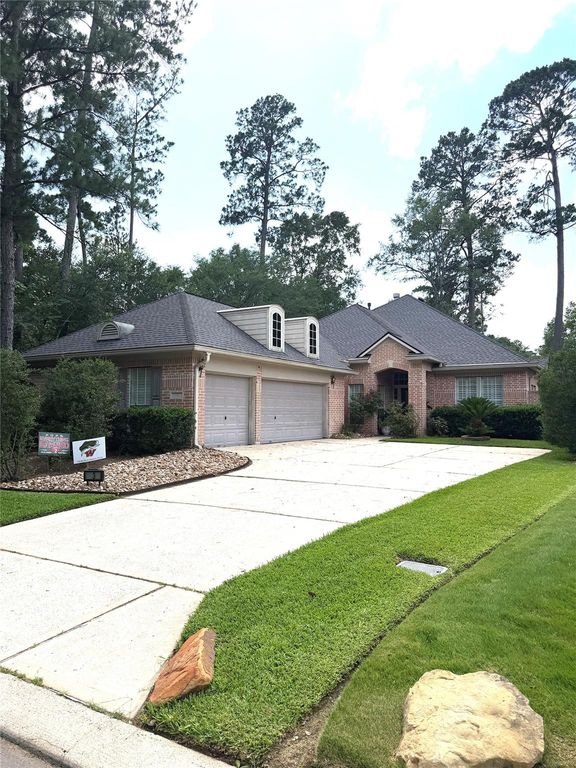 3 Rockledge Drive, The Woodlands, TX 77382