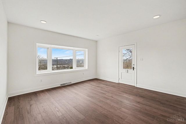 1073 Bethel New Richmond Road, New Richmond, OH 45157