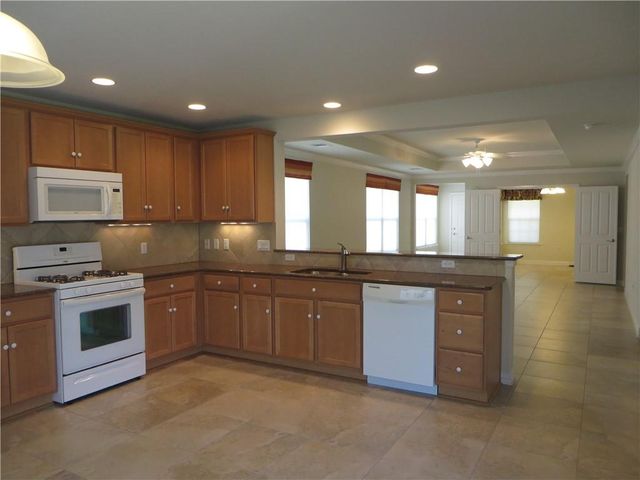 109 Eisenhower CT, Georgetown, TX 78633