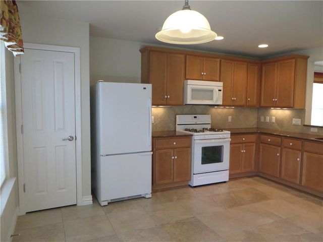 109 Eisenhower CT, Georgetown, TX 78633