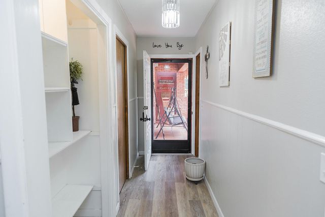 1311 Holiday Drive, Plainview, TX 79072