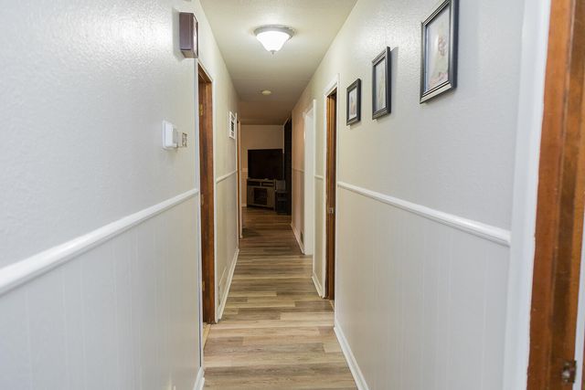 1311 Holiday Drive, Plainview, TX 79072