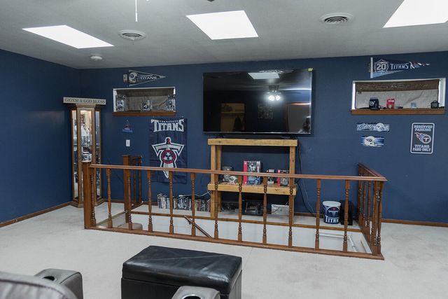 1311 Holiday Drive, Plainview, TX 79072