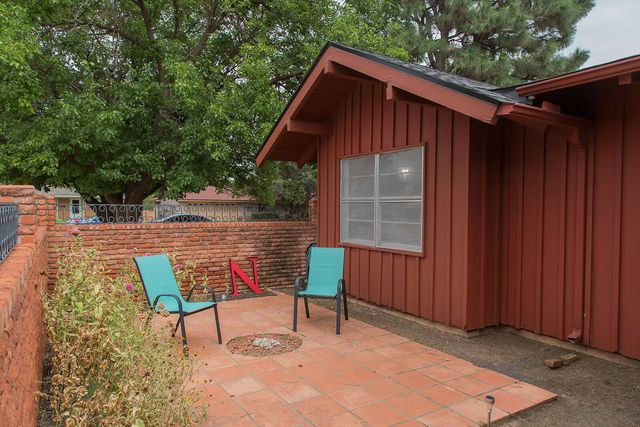 1311 Holiday Drive, Plainview, TX 79072