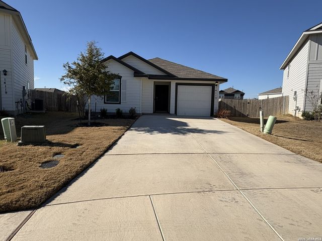 14113 Navidad Pike, San Antonio, TX 78254