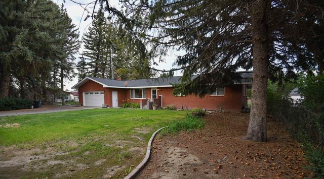 609 Tower Blvd, Powell, WY 82435 property photo
