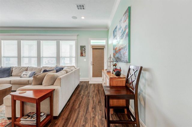 951 Kenlyn Drive, Port Bolivar, TX 77650