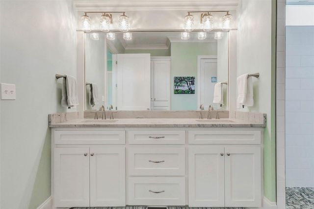 951 Kenlyn Drive, Port Bolivar, TX 77650